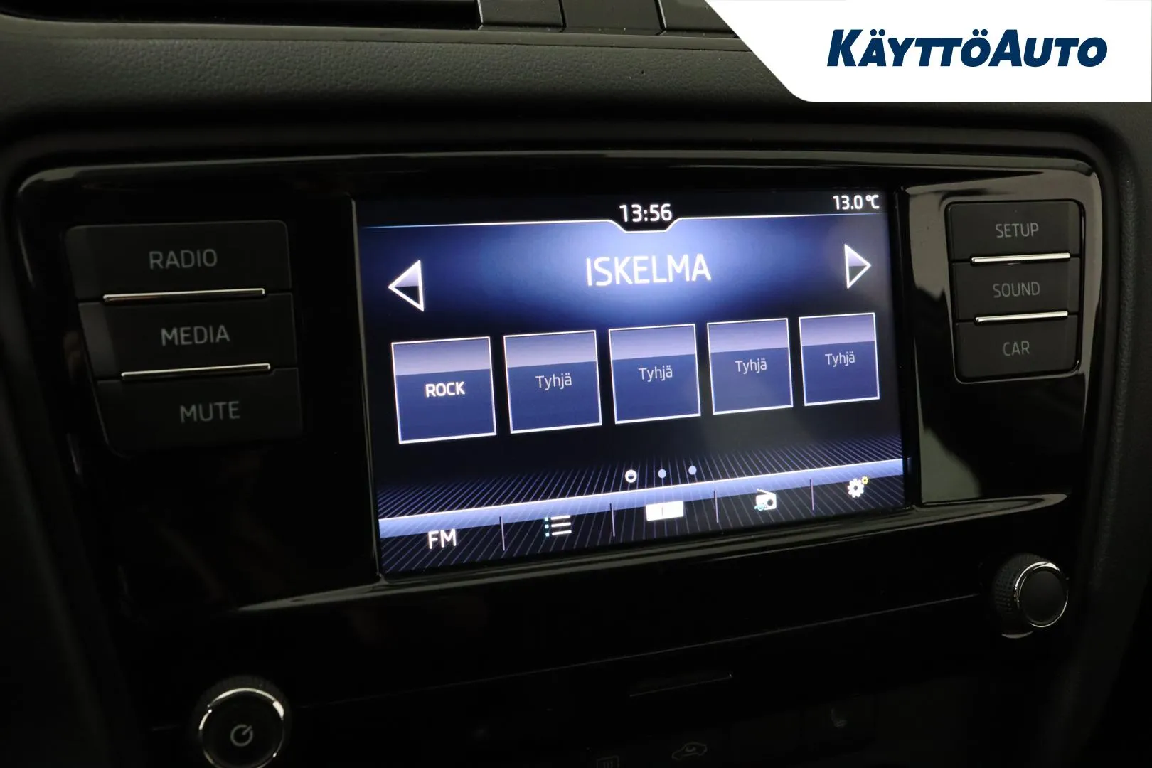 Skoda Octavia EOB-793 carousel image