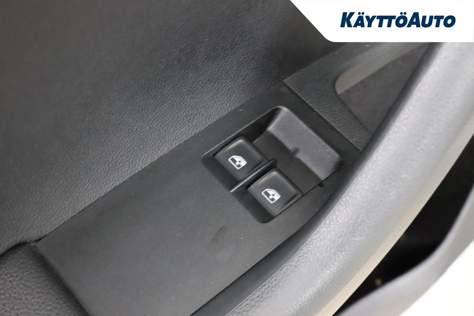 Skoda Octavia EOB-793 carousel image