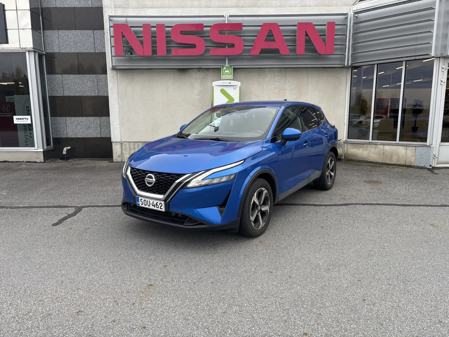 NISSAN Qashqai SOU-462 carousel image
