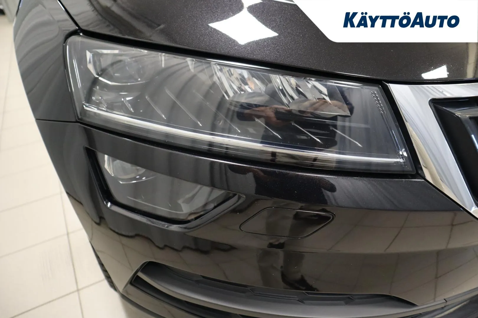 SKODA Karoq EPT-785 carousel image