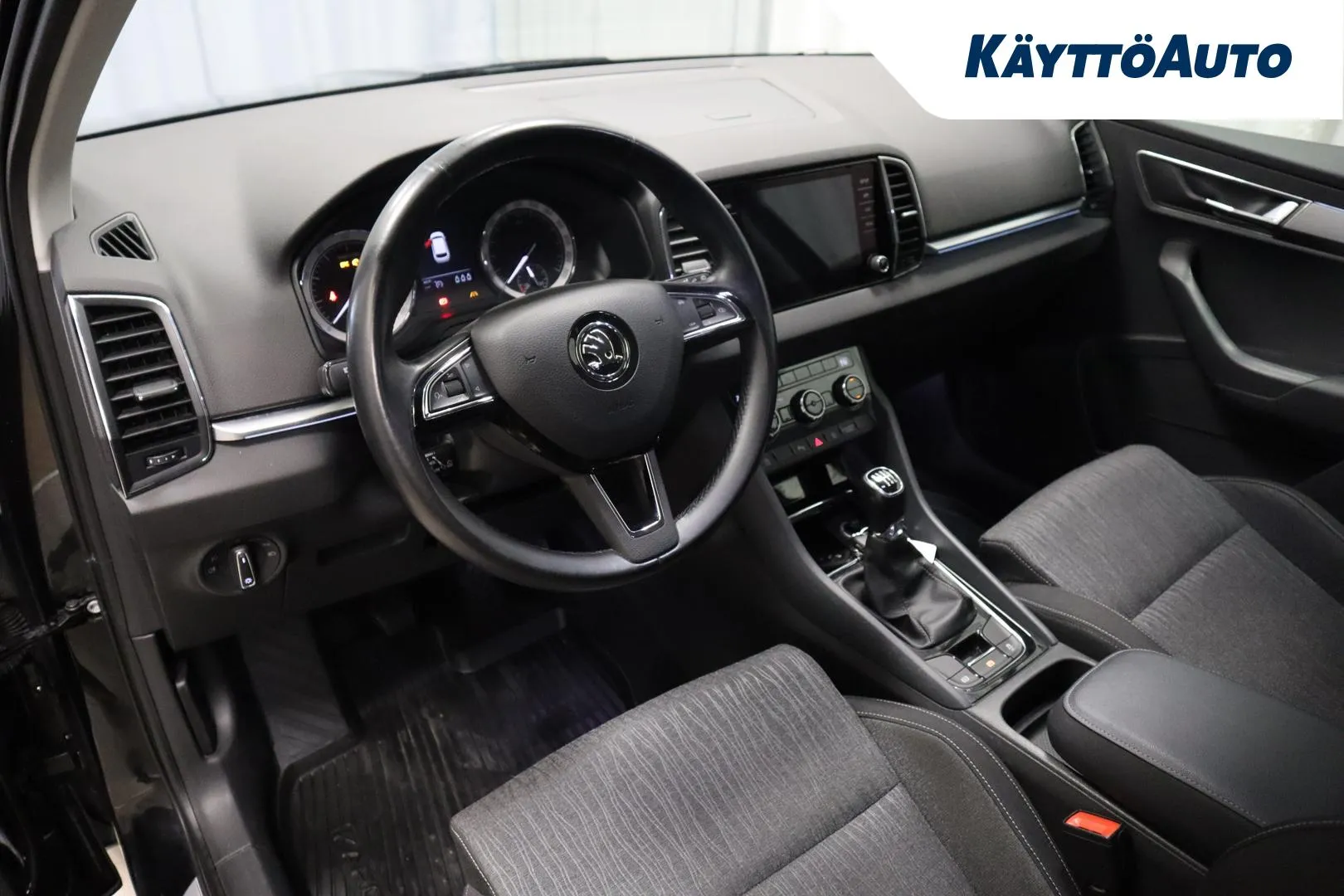 SKODA Karoq EPT-785 carousel image
