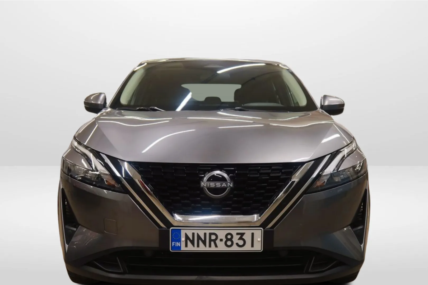 Nissan Qashqai NNR-831 carousel image