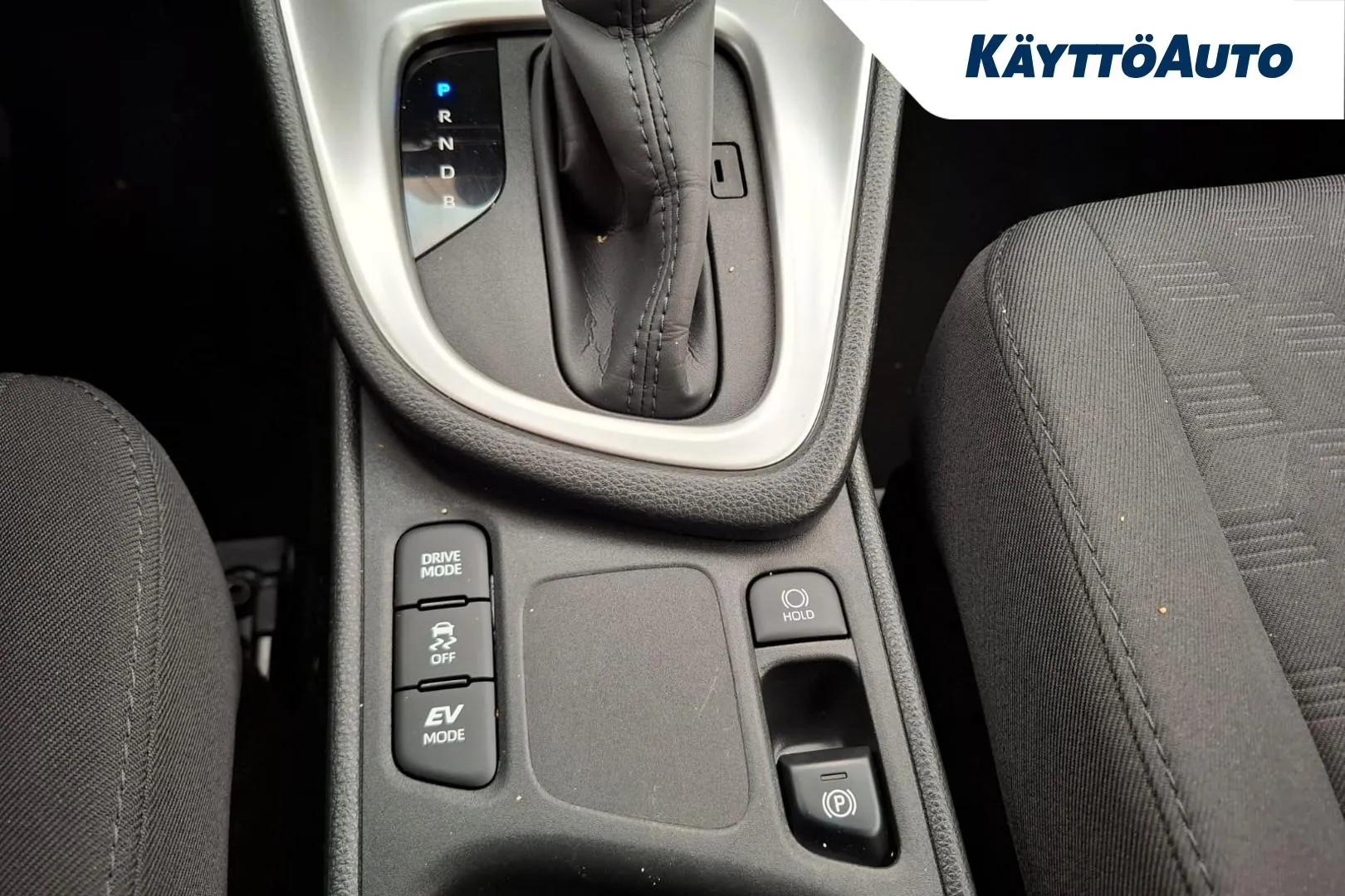 Toyota Yaris YYC-531 carousel image