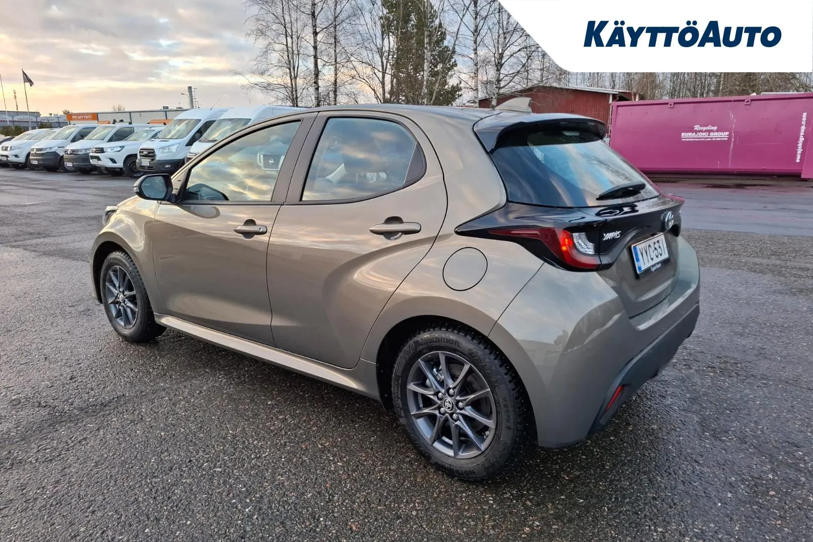 Toyota Yaris YYC-531 carousel image