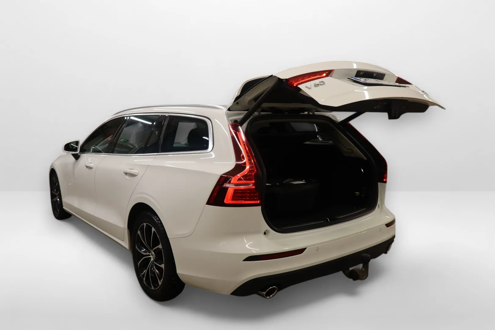 Volvo V60 RTV-783 carousel image