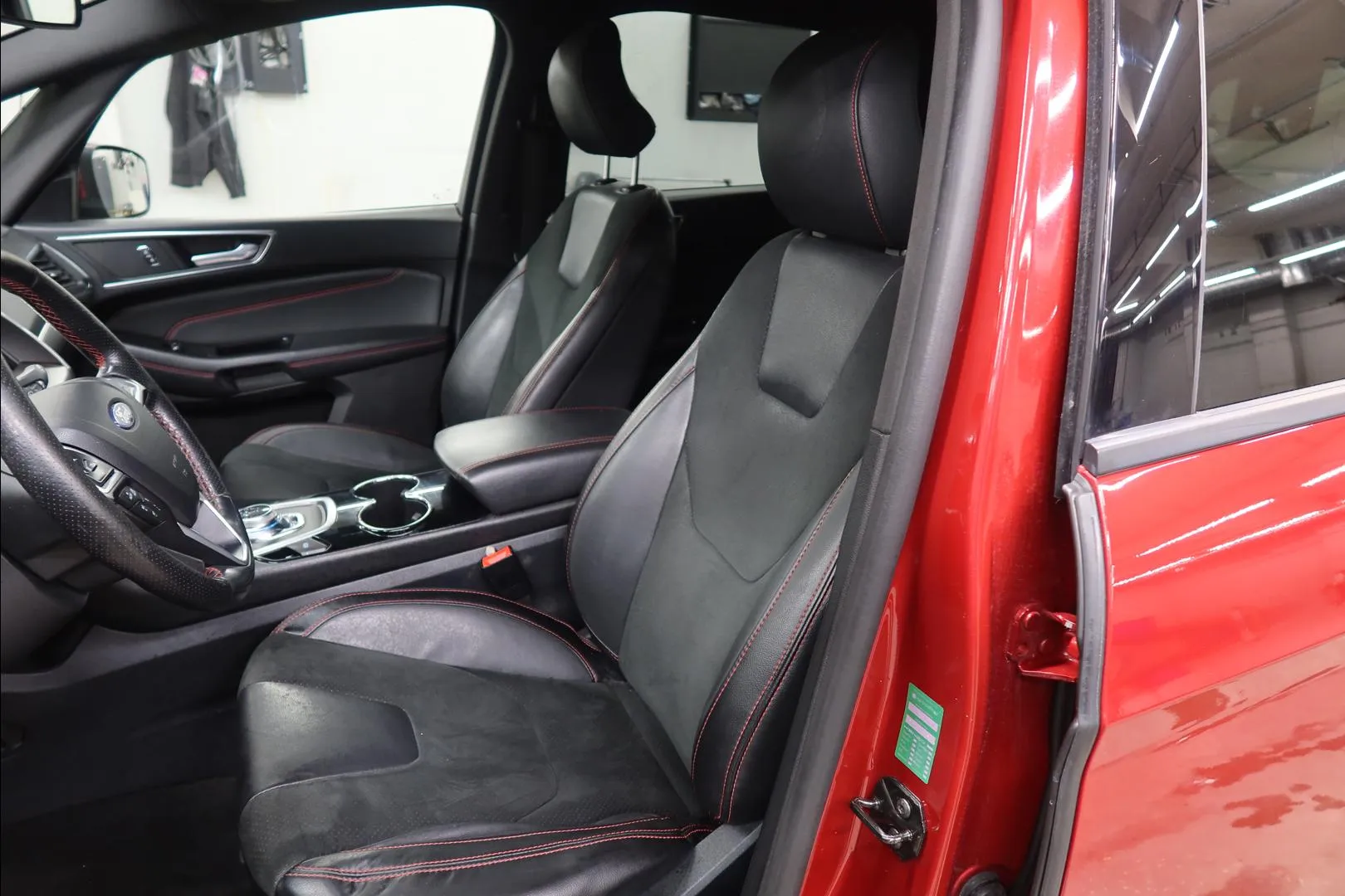 FORD S-Max JMK-402 carousel image
