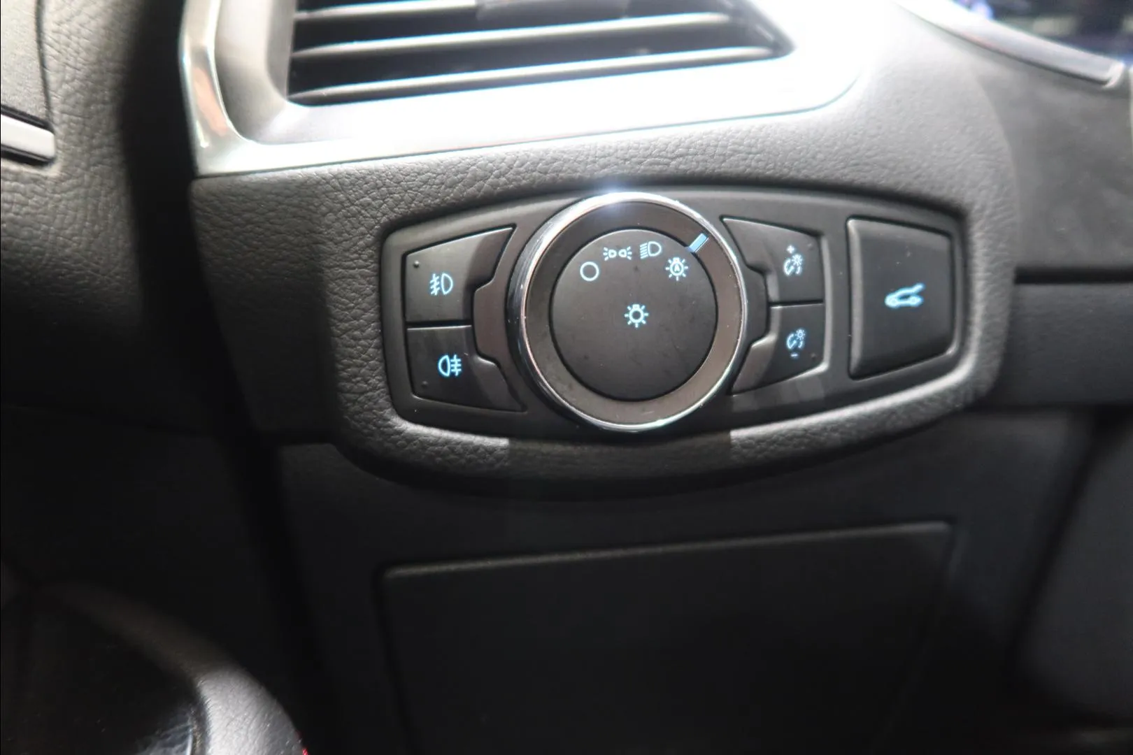 FORD S-Max JMK-402 carousel image