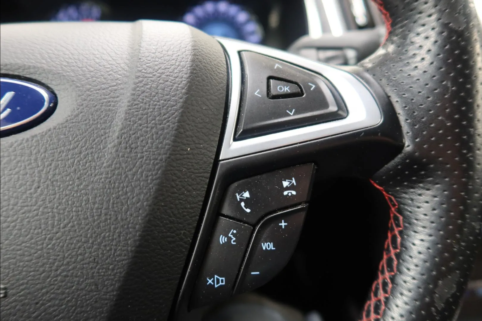 FORD S-Max JMK-402 carousel image