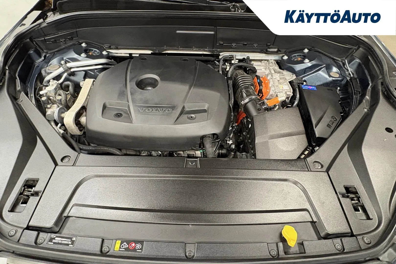 VOLVO XC90 IPE-907 carousel image