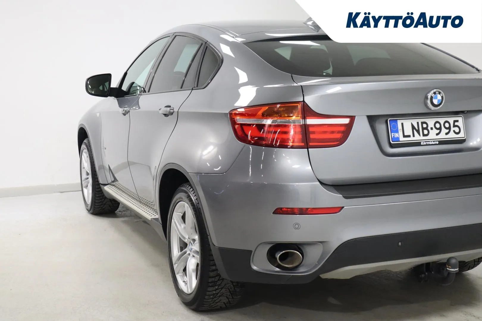 BMW X6 LNB-995 carousel image