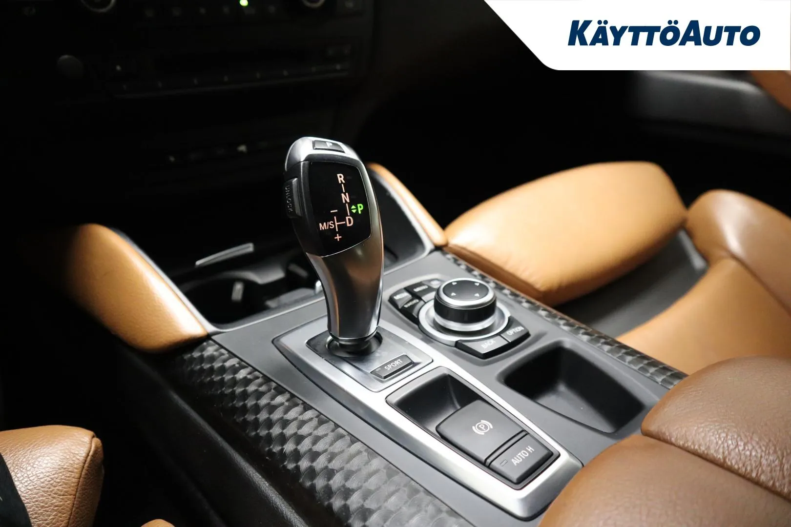 BMW X6 LNB-995 carousel image