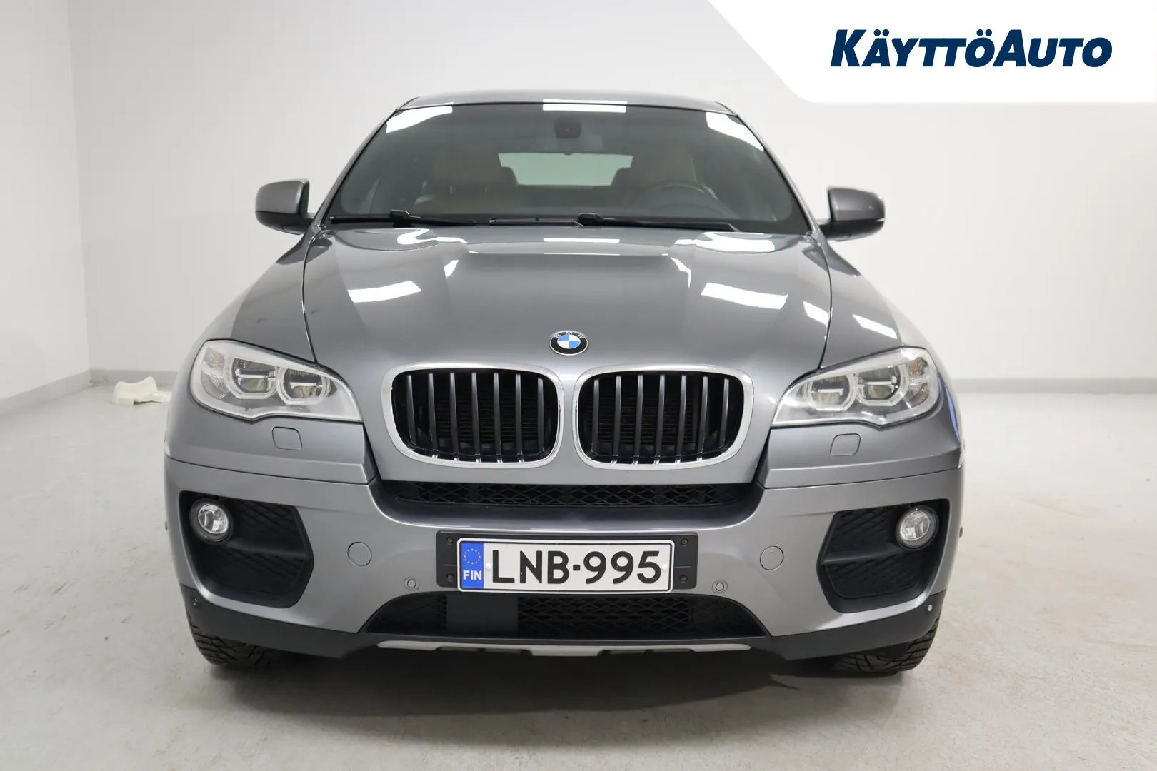BMW X6 LNB-995 carousel image