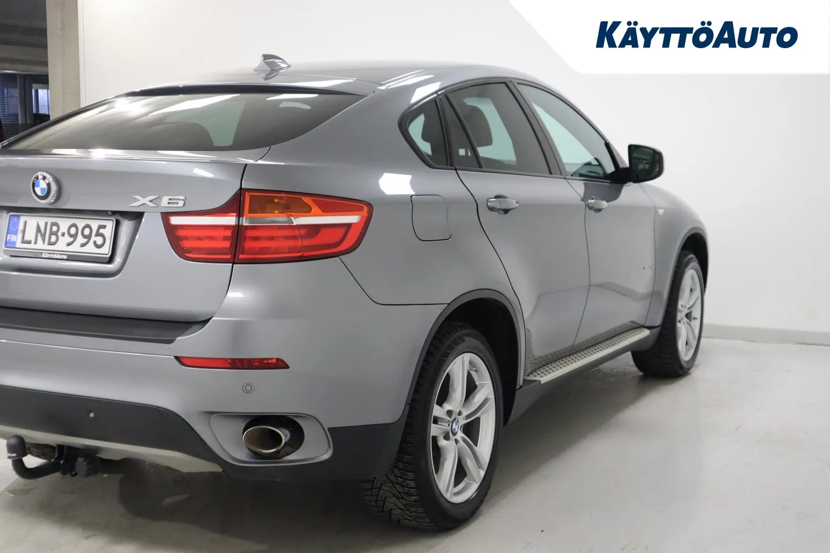 BMW X6 LNB-995 carousel image