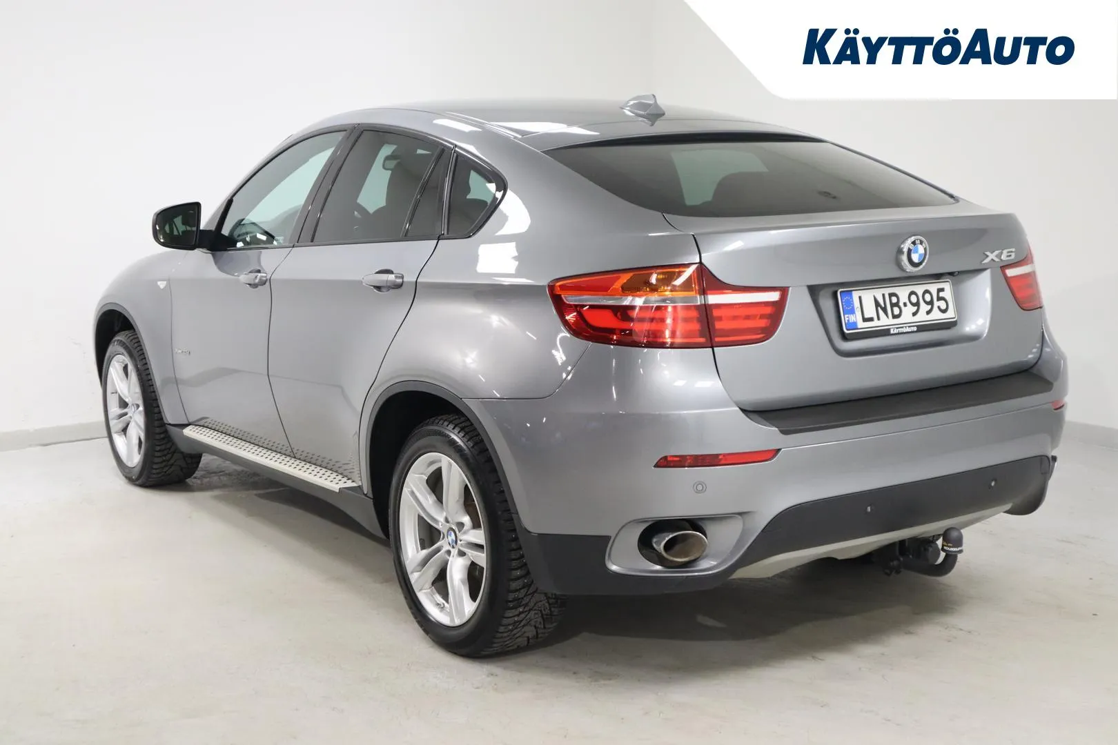 BMW X6 LNB-995 carousel image