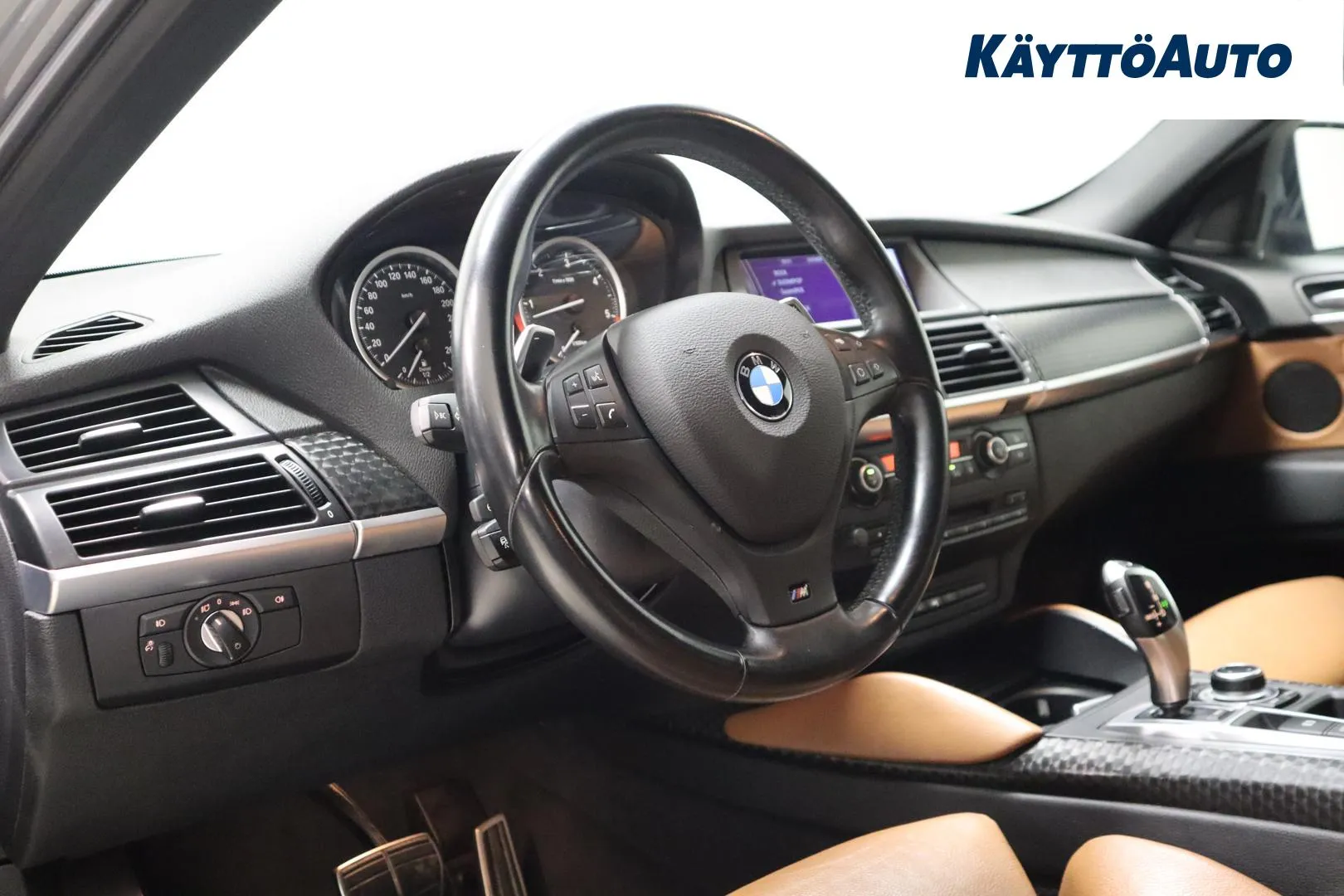 BMW X6 LNB-995 carousel image