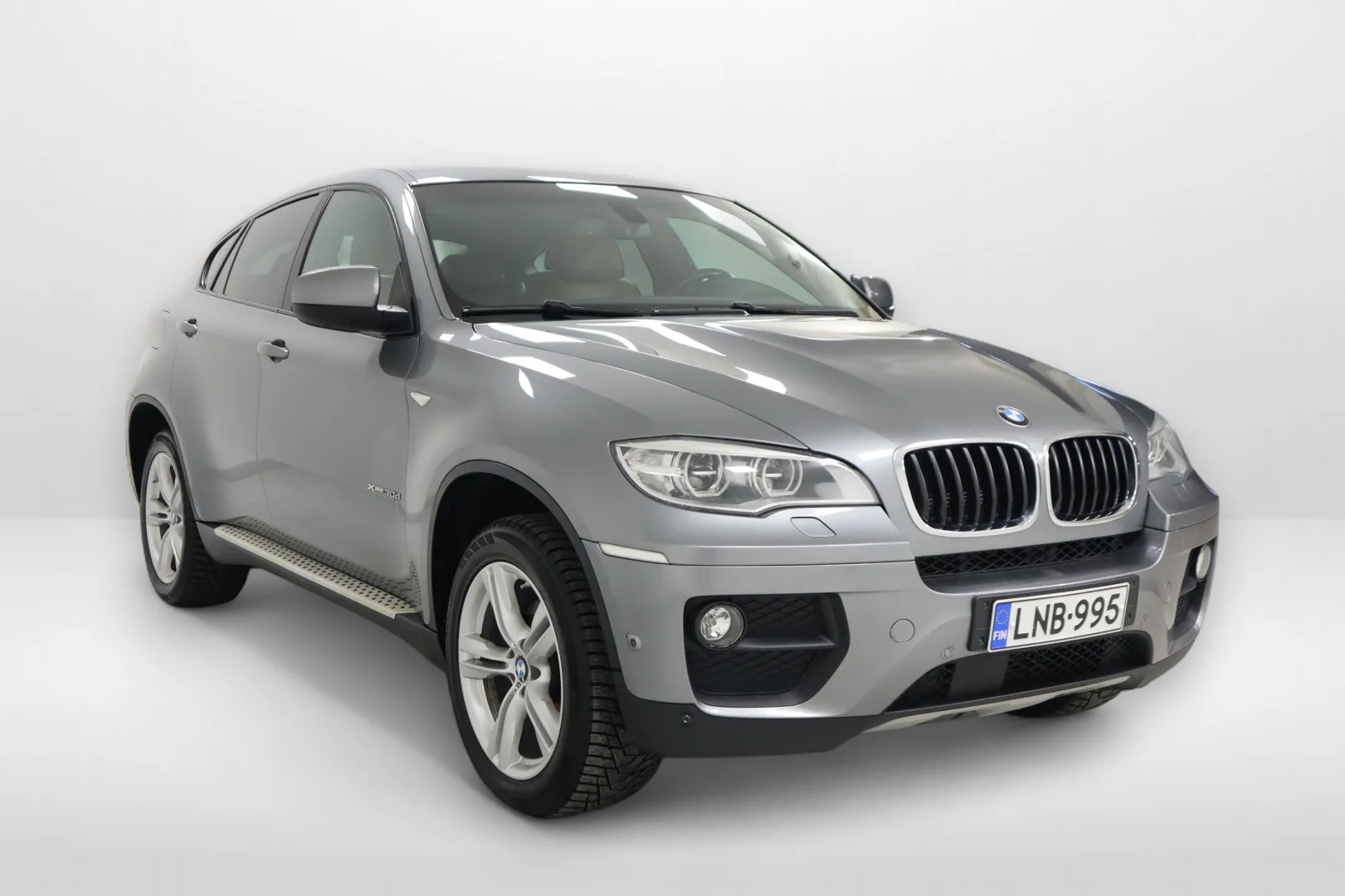 BMW X6 LNB-995 carousel image