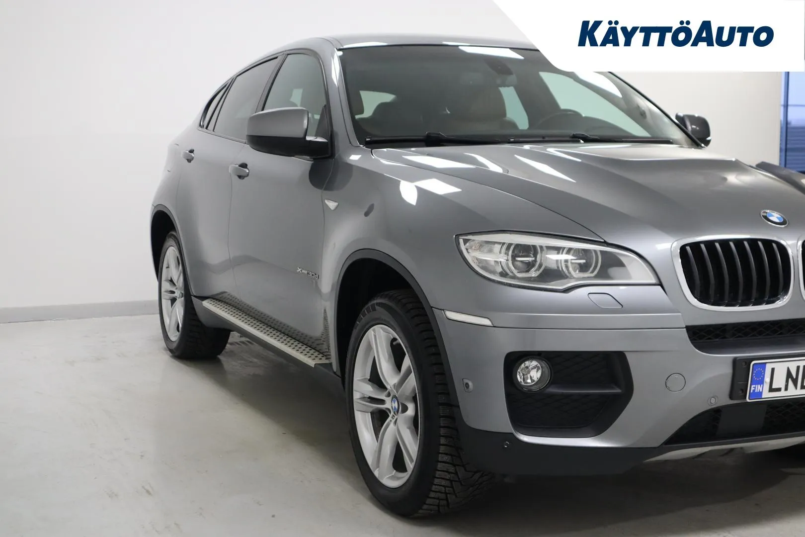 BMW X6 LNB-995 carousel image