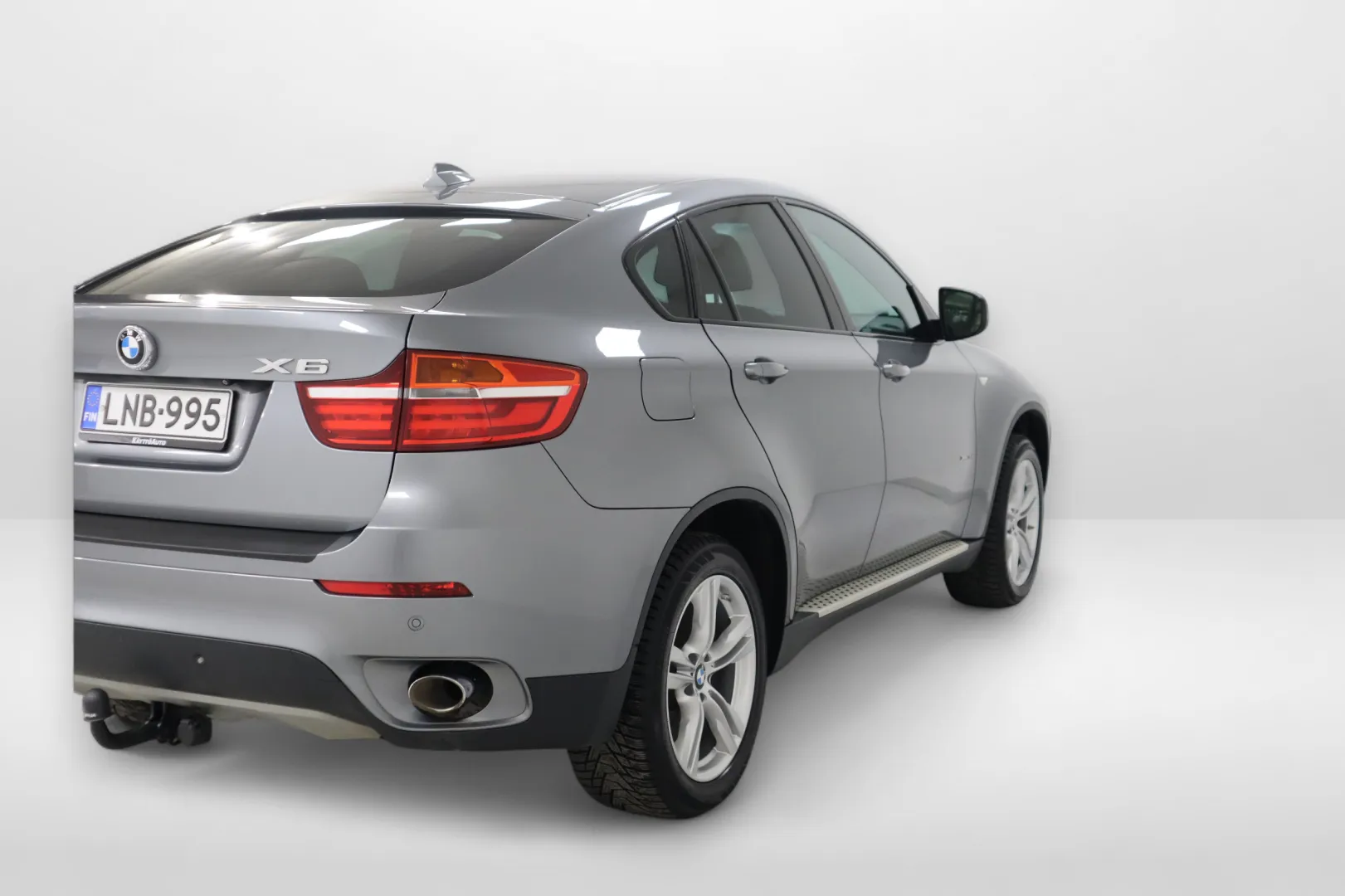 BMW X6 LNB-995 carousel image