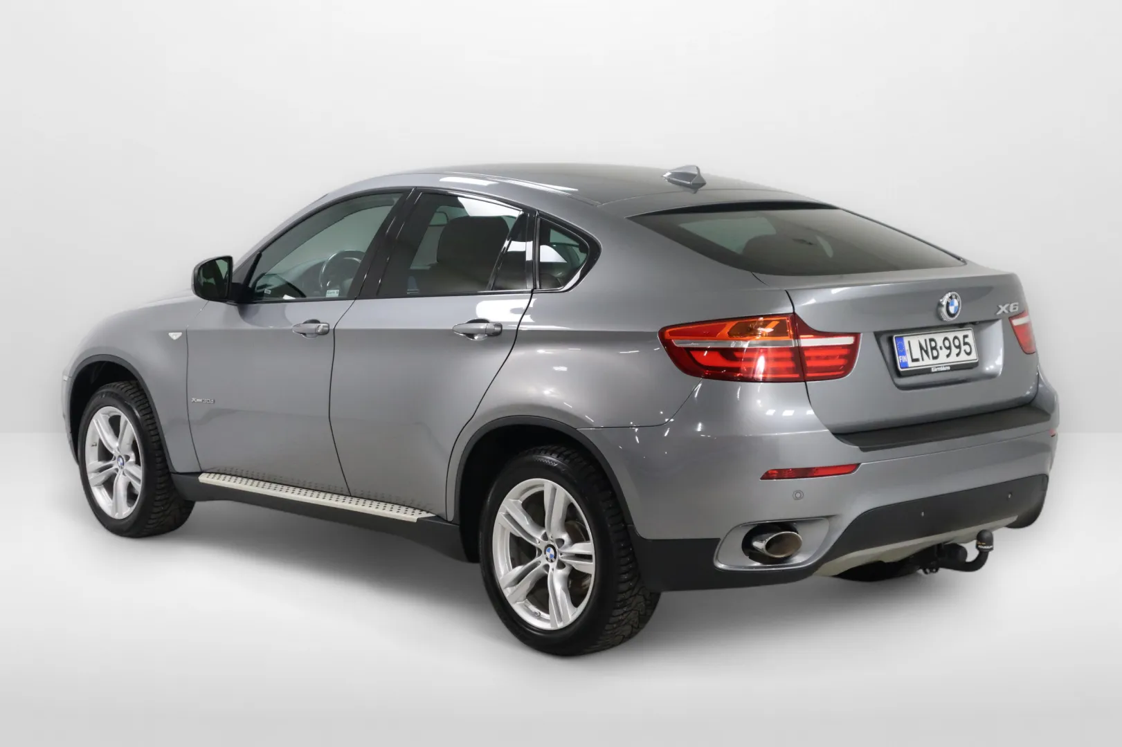 BMW X6 LNB-995 carousel image