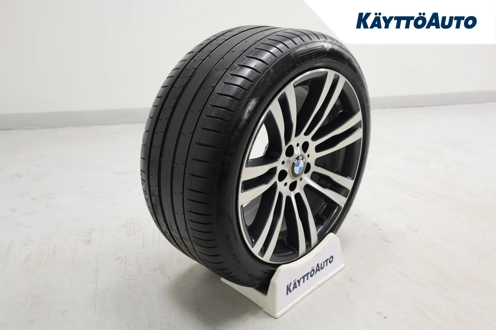 BMW X6 LNB-995 carousel image