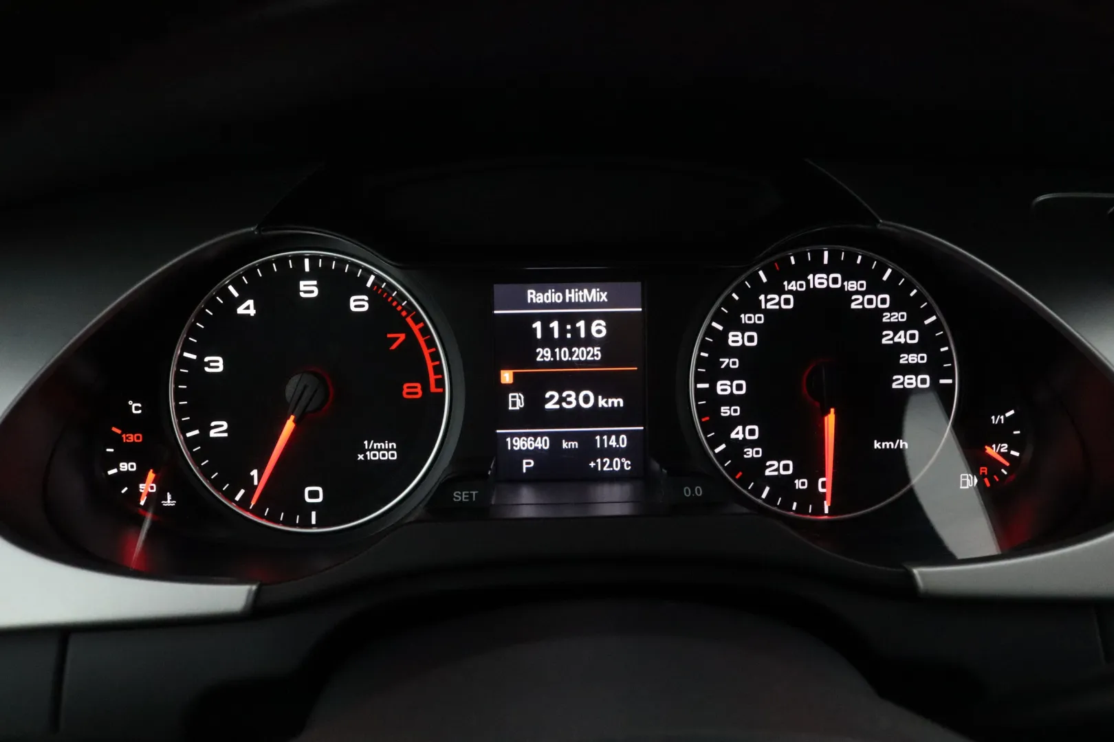 AUDI A4 BOT-613 carousel image