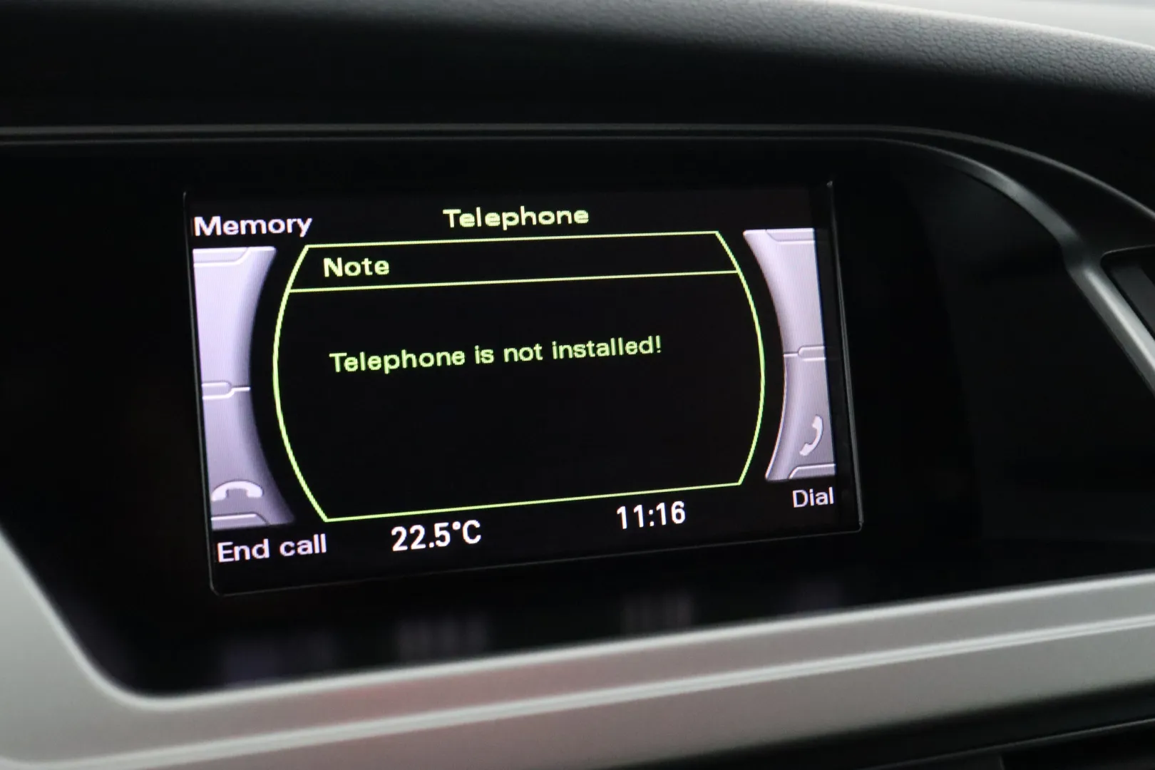 AUDI A4 BOT-613 carousel image