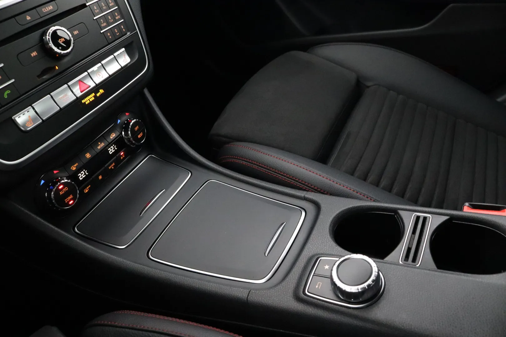 MERCEDES-BENZ CLA FMY-323 carousel image