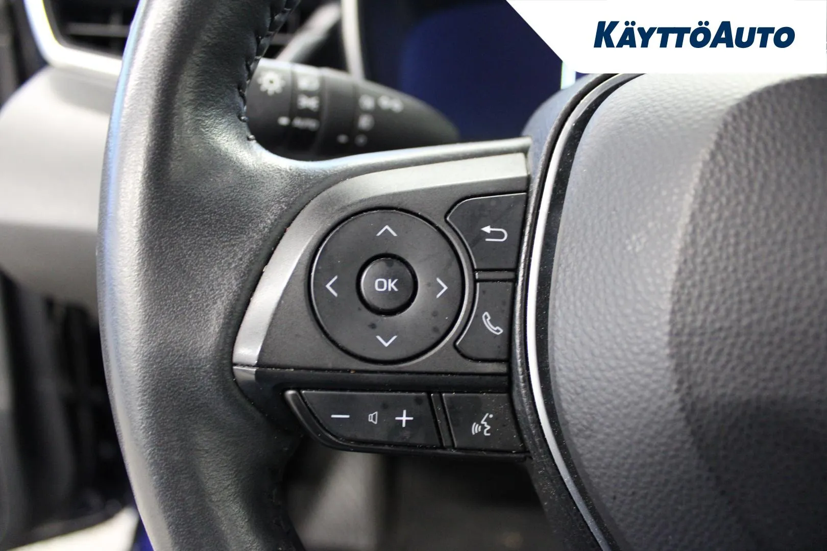 TOYOTA Corolla CRS-475 carousel image