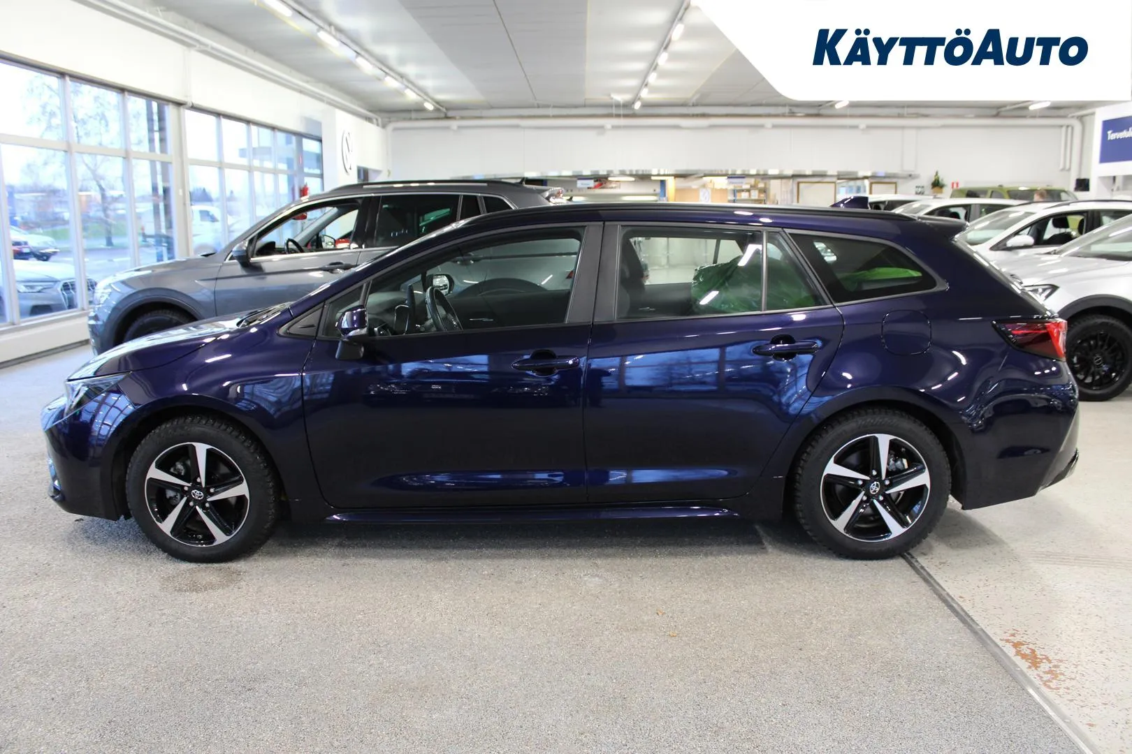 TOYOTA Corolla CRS-475 carousel image