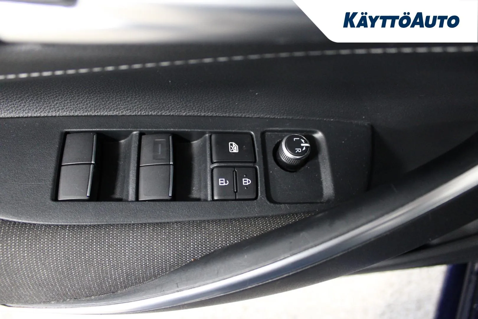 TOYOTA Corolla CRS-475 carousel image