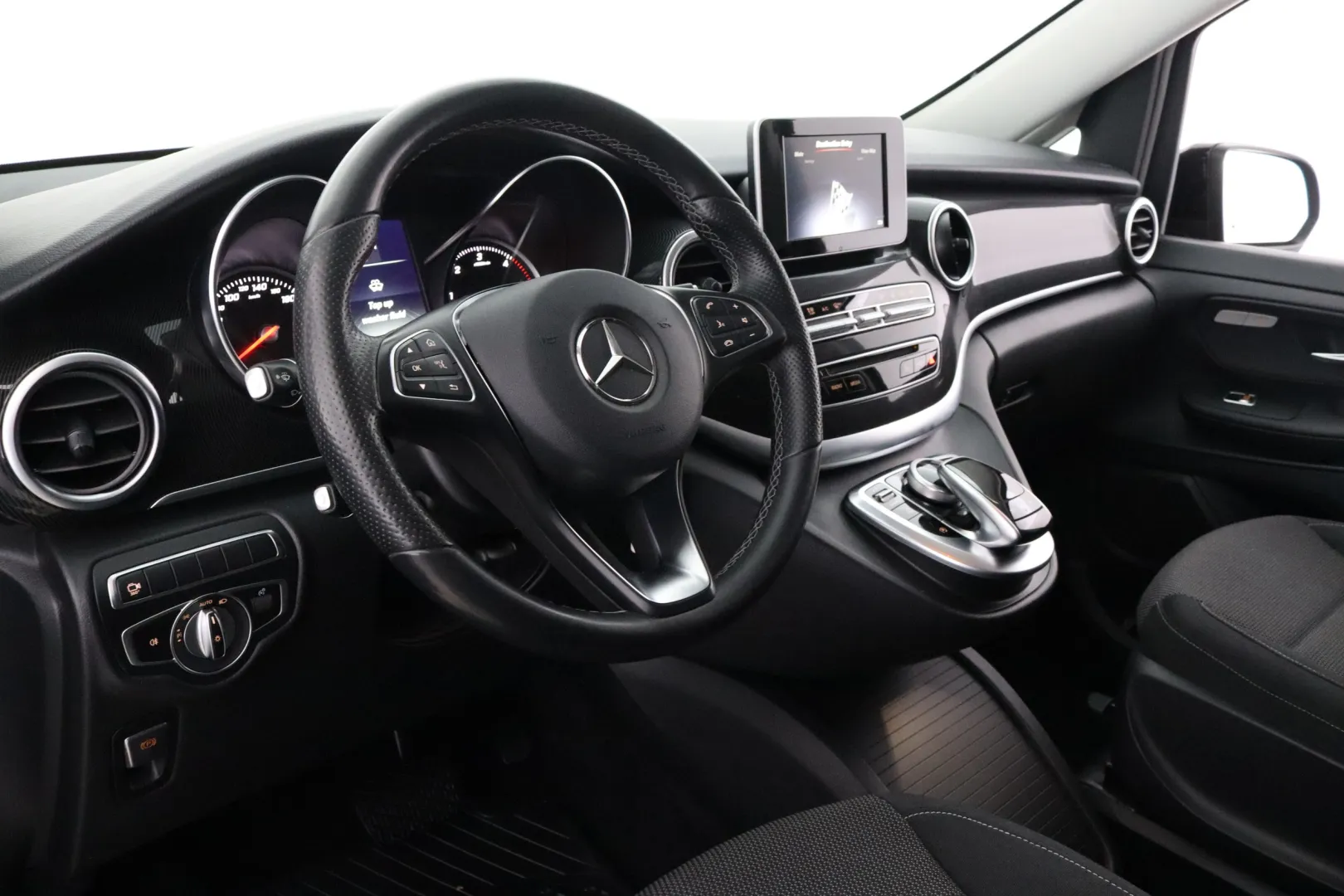 MERCEDES-BENZ V OZL-224 carousel image