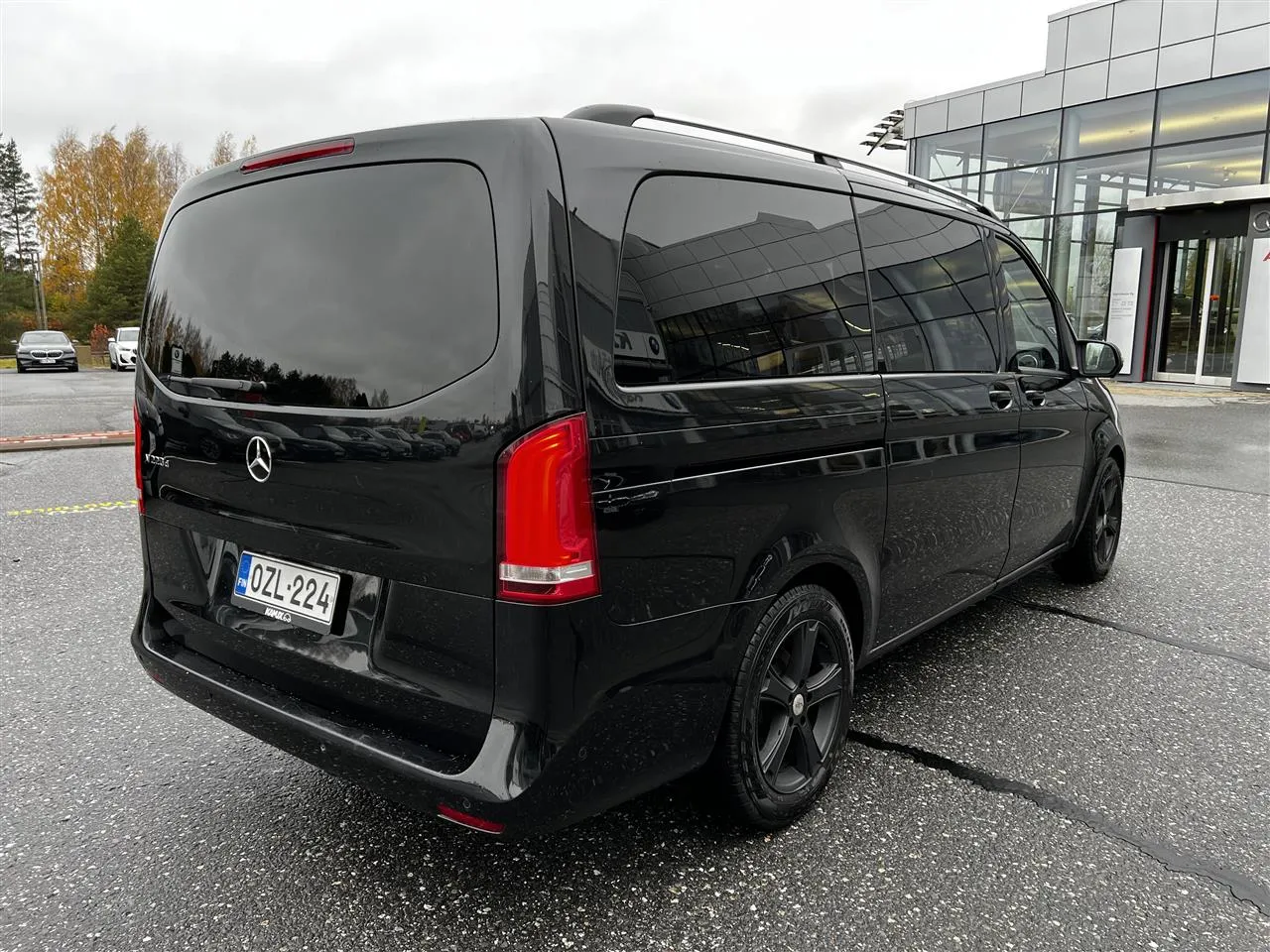 MERCEDES-BENZ V OZL-224 carousel image