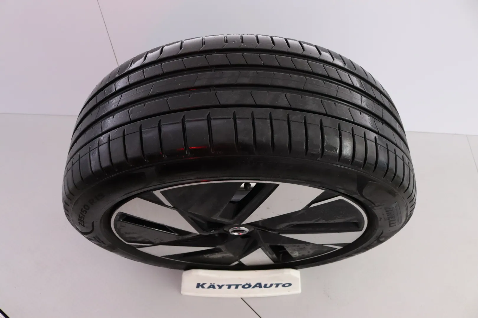 Volvo EC40 YYH-755 carousel image