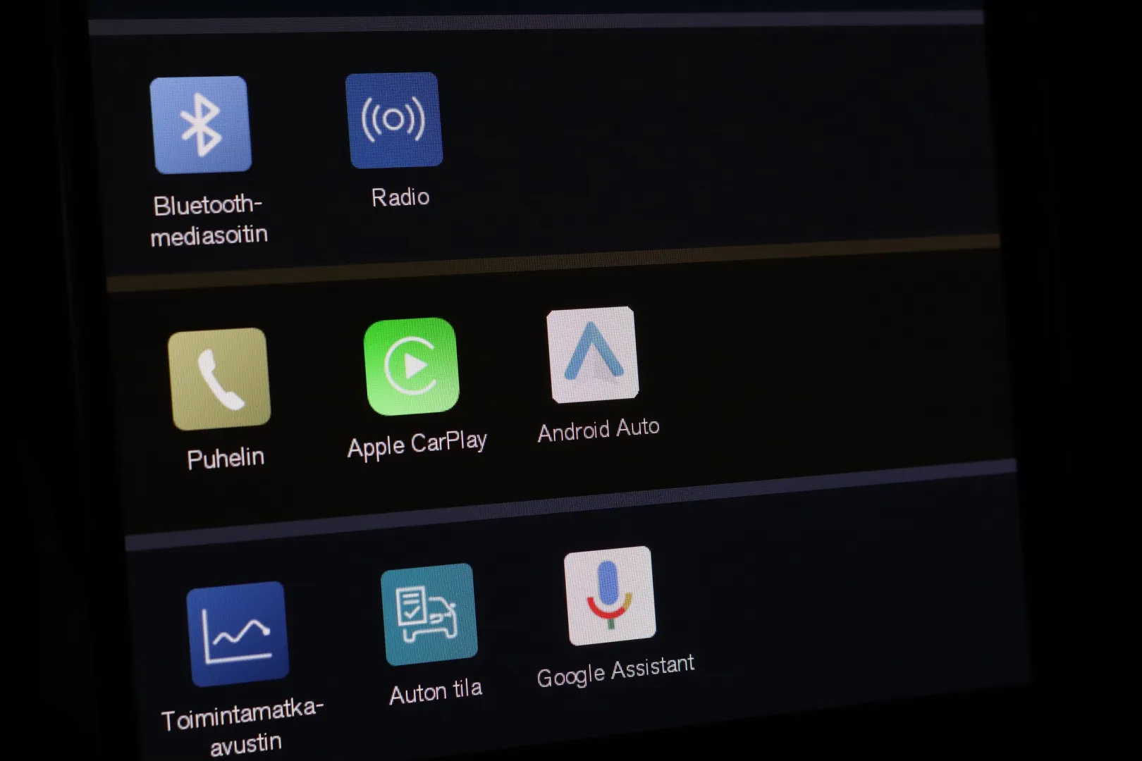 Volvo EC40 YYH-755 carousel image