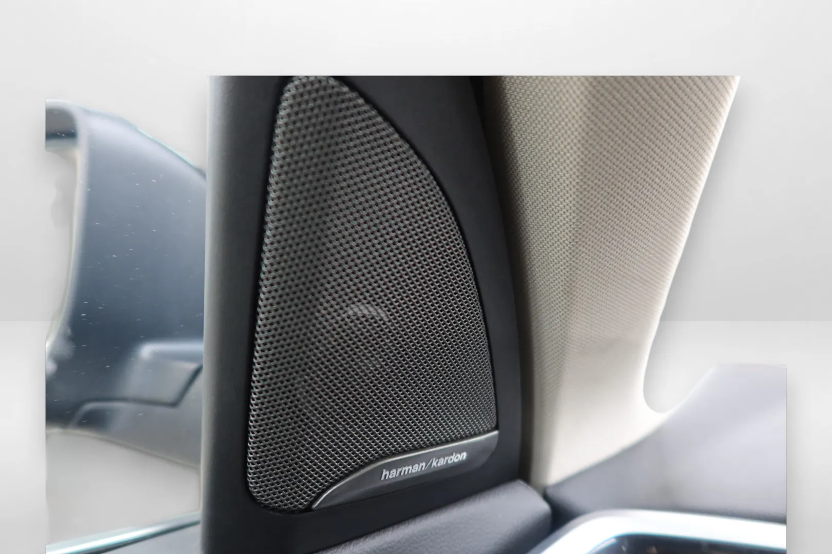 BMW X7 GNX-256 carousel image