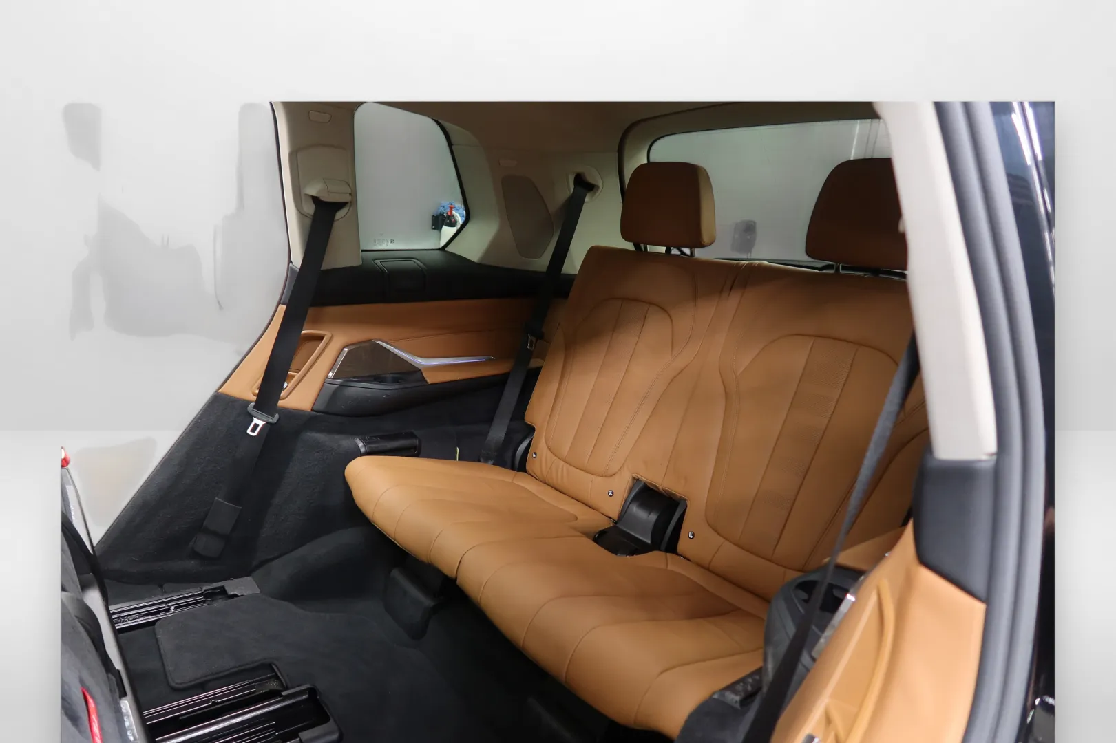 BMW X7 GNX-256 carousel image