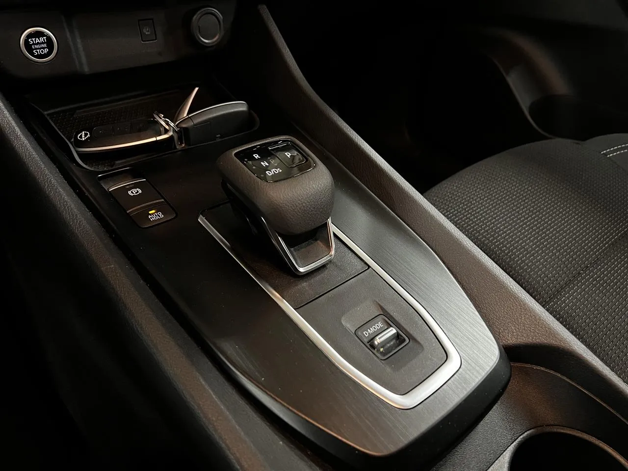 Nissan Qashqai GPV-801 carousel image