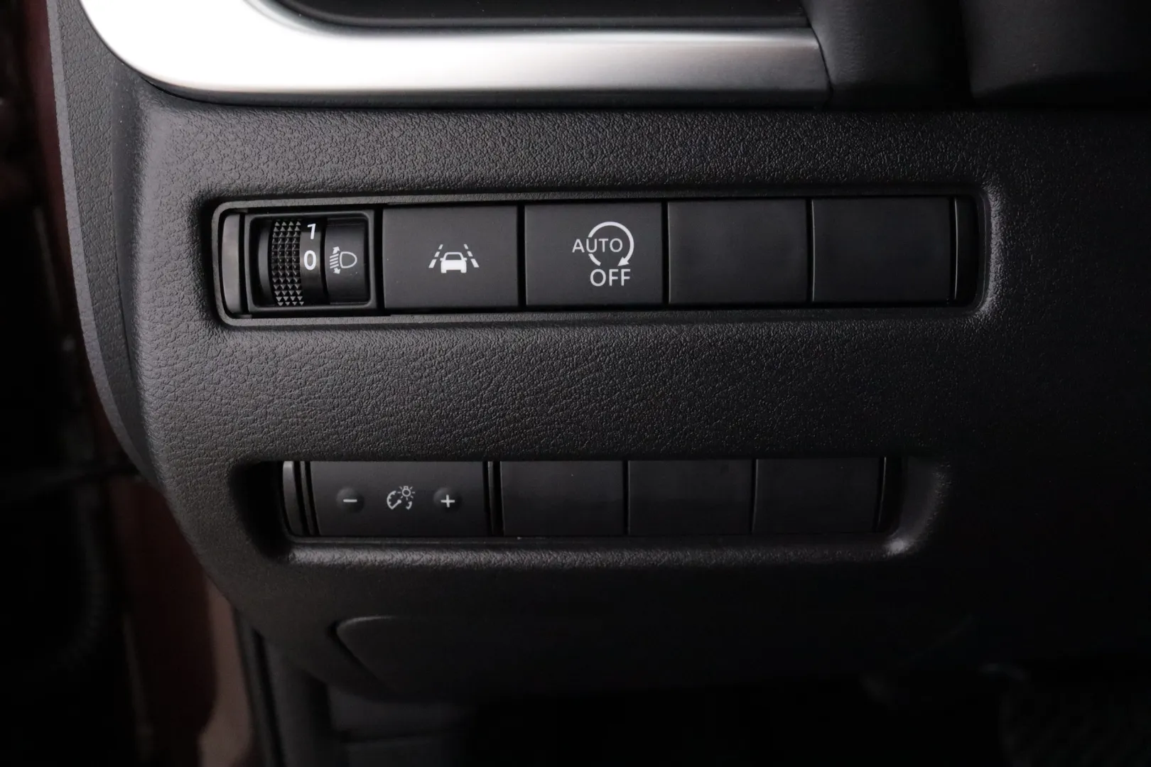 NISSAN Qashqai GPV-801 carousel image