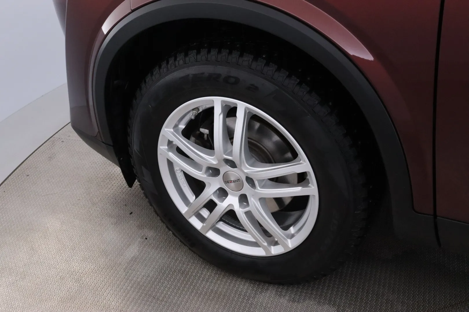 NISSAN Qashqai GPV-801 carousel image