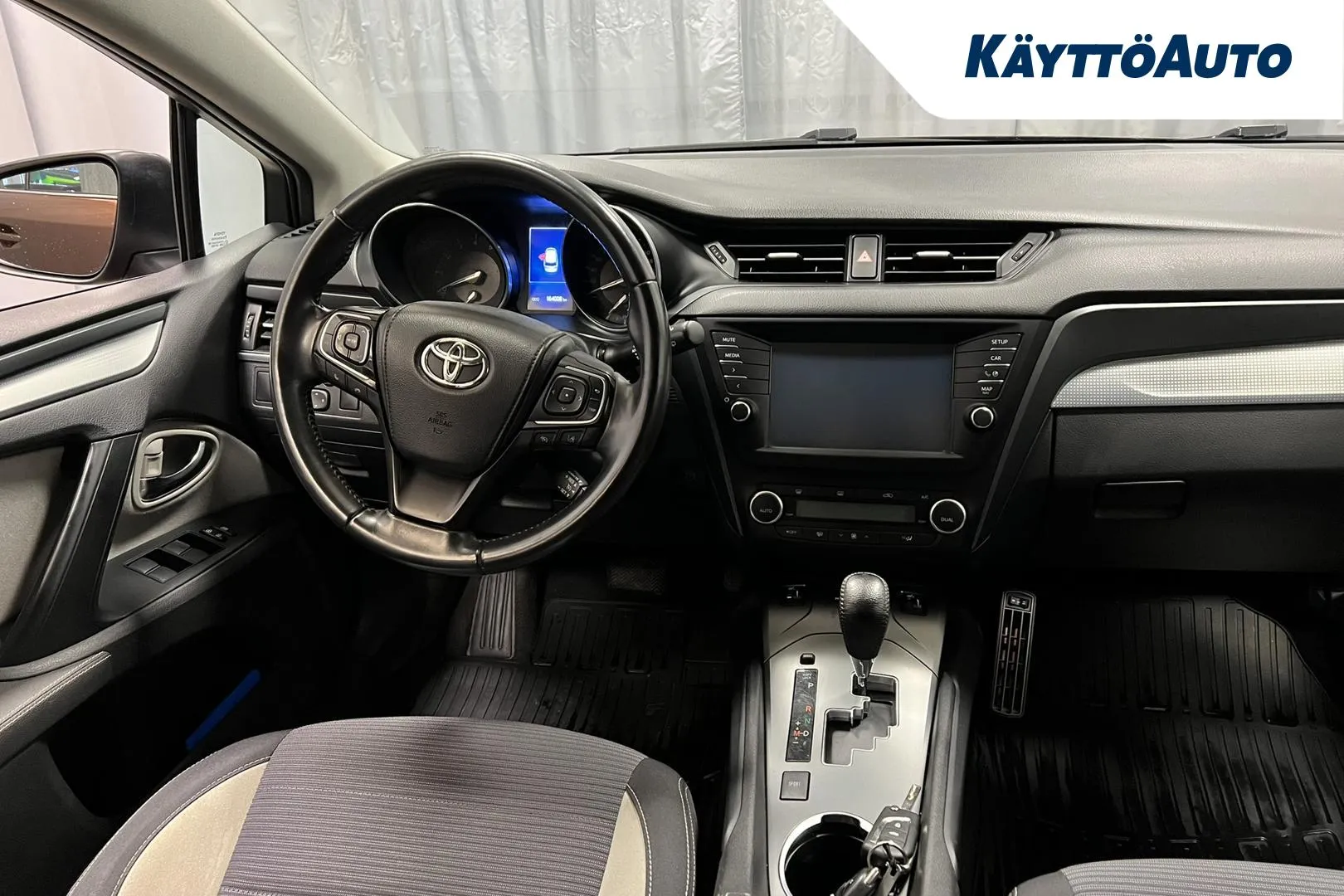 TOYOTA Avensis IML-447 carousel image