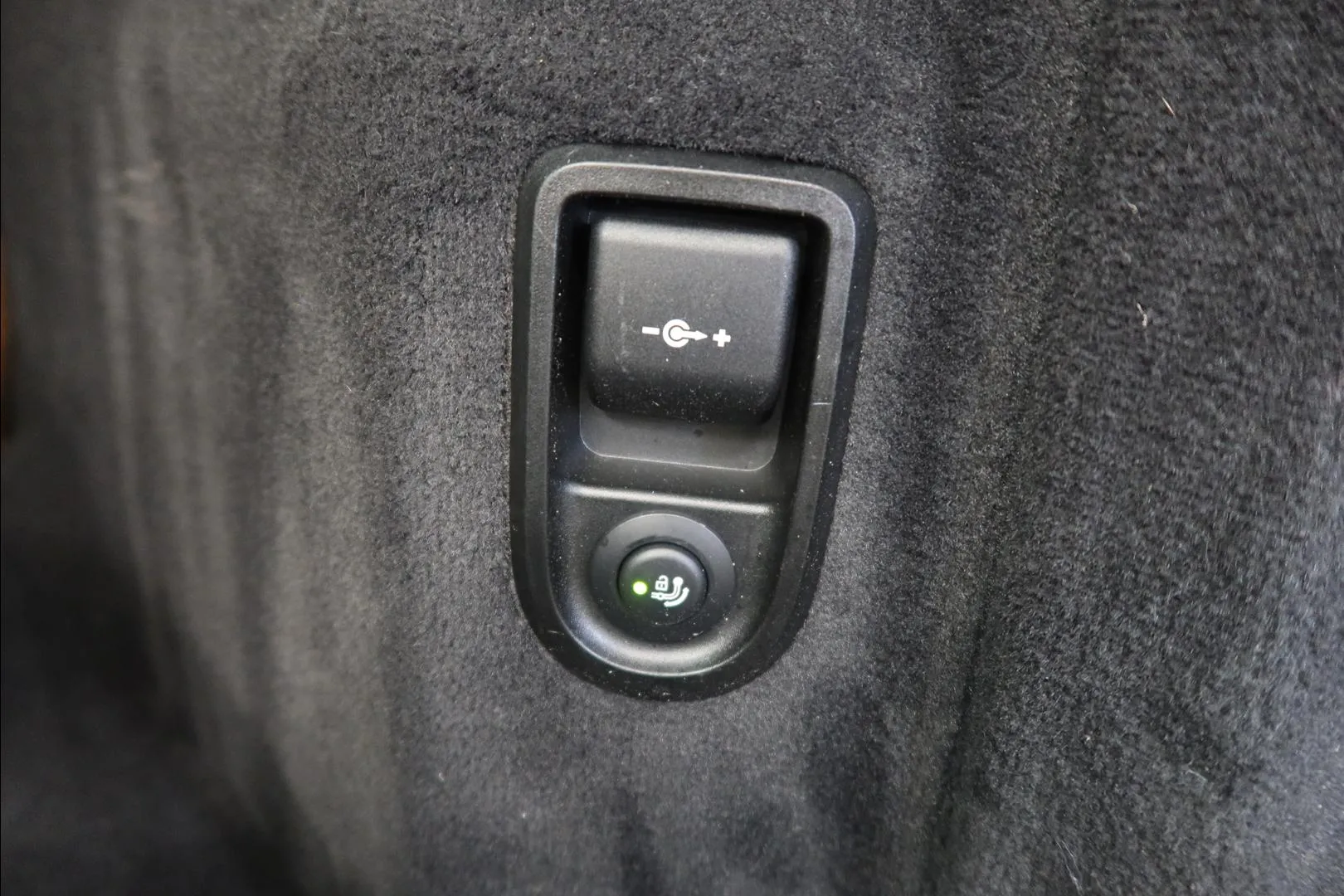 BMW 530 XPS-891 carousel image