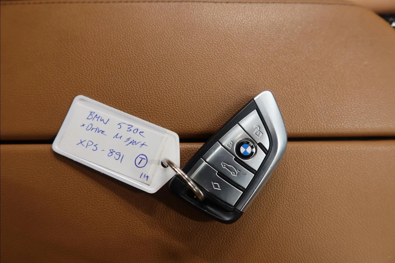 BMW 530 XPS-891 carousel image