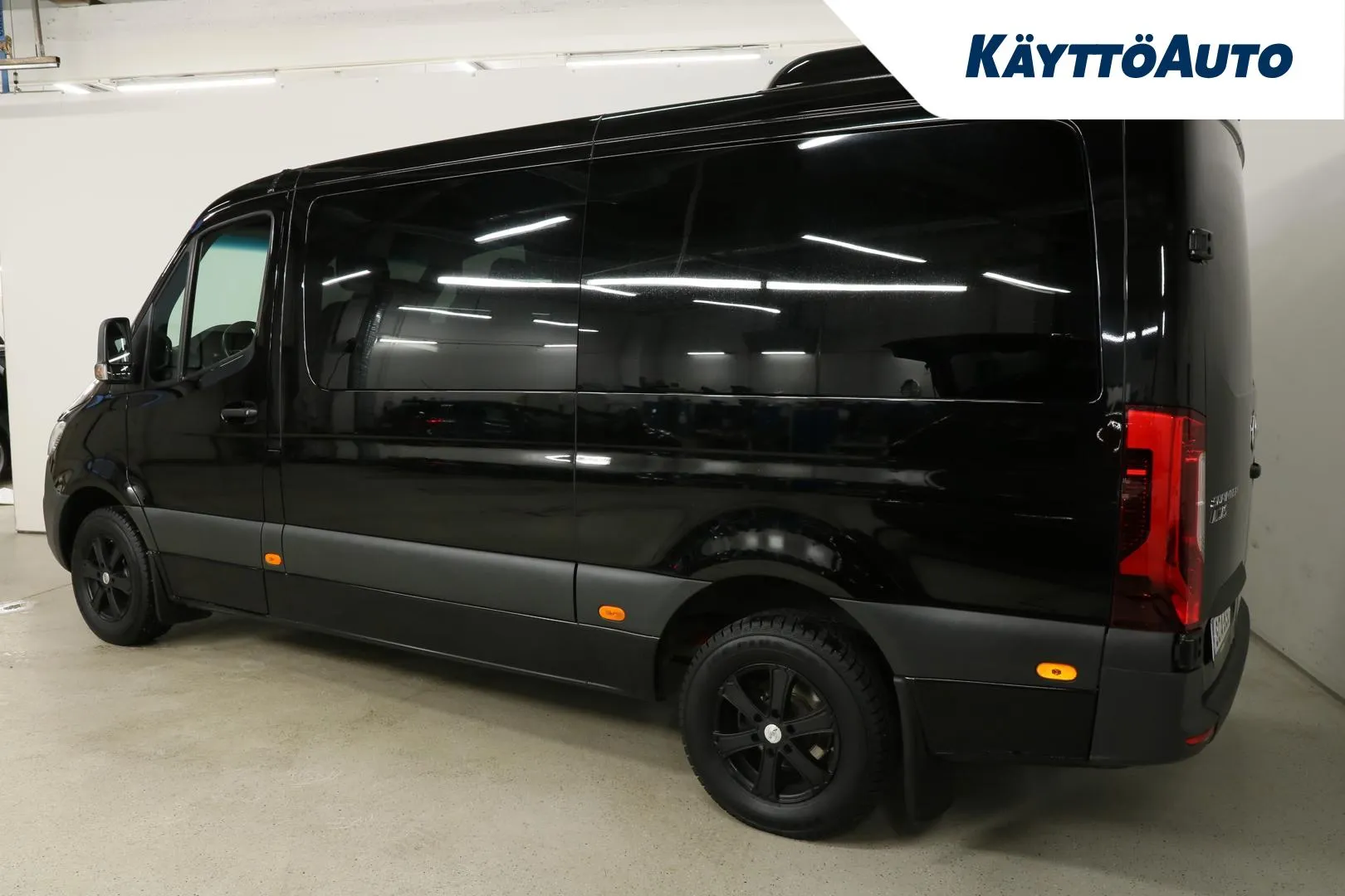 MERCEDES-BENZ Sprinter GOA-830 carousel image