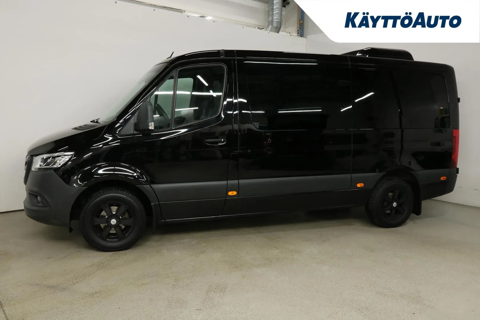 MERCEDES-BENZ Sprinter GOA-830 carousel image