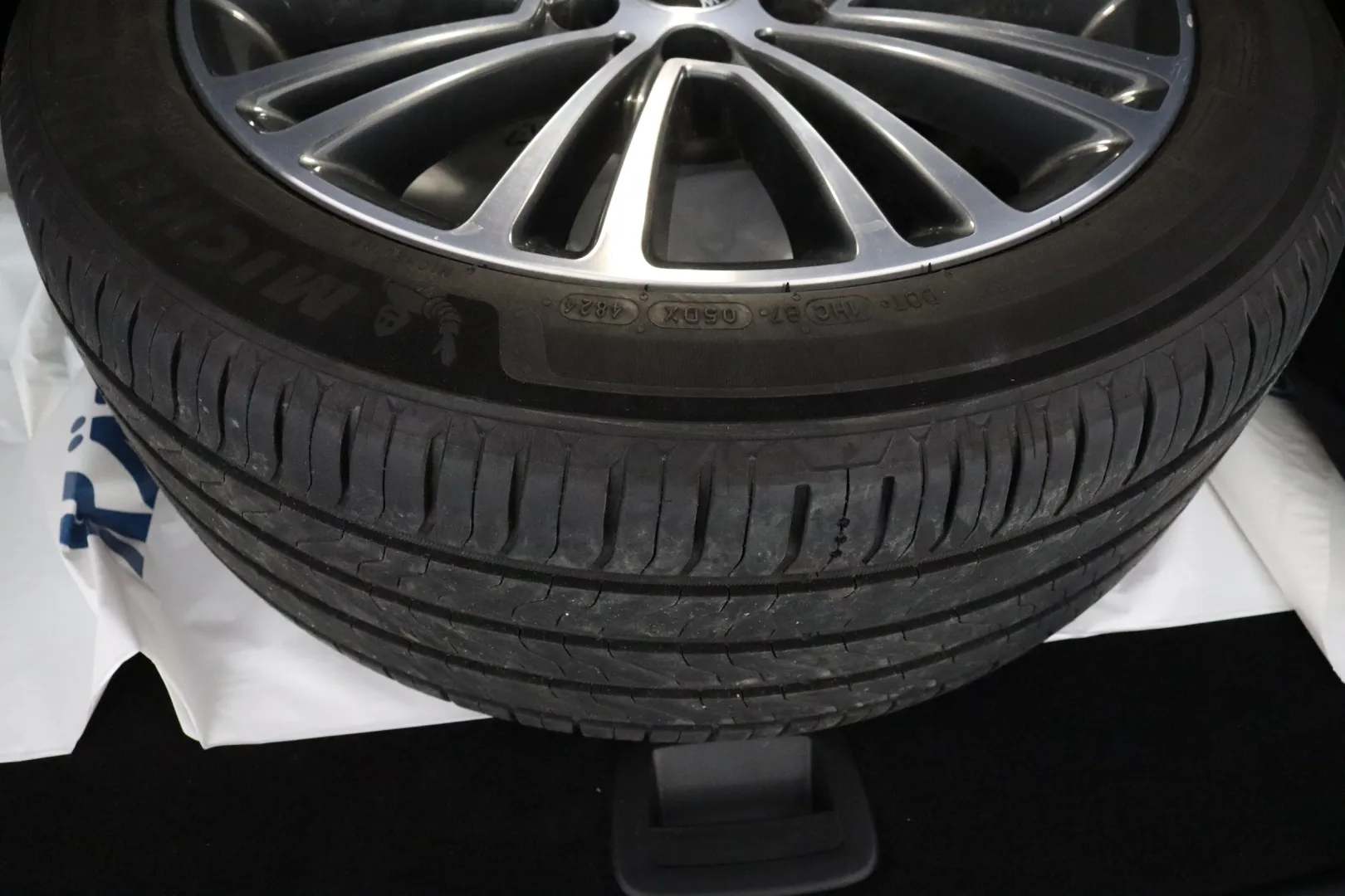 BMW 530 ETS-531 carousel image