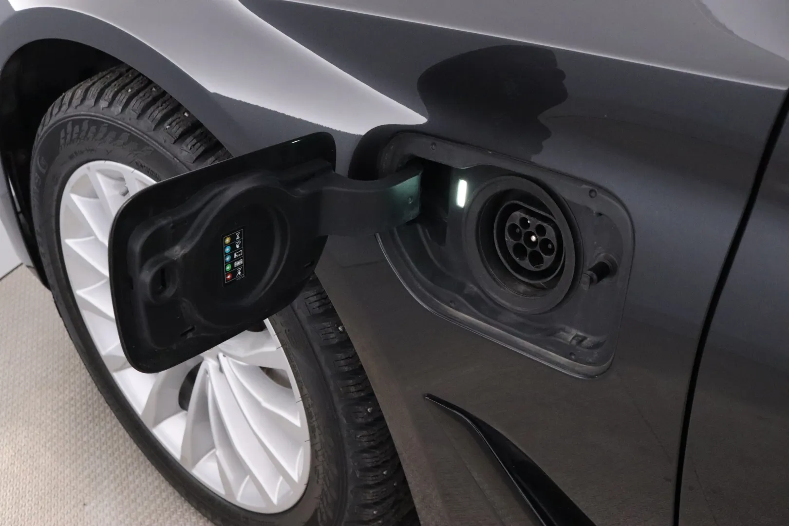 BMW 530 ETS-531 carousel image