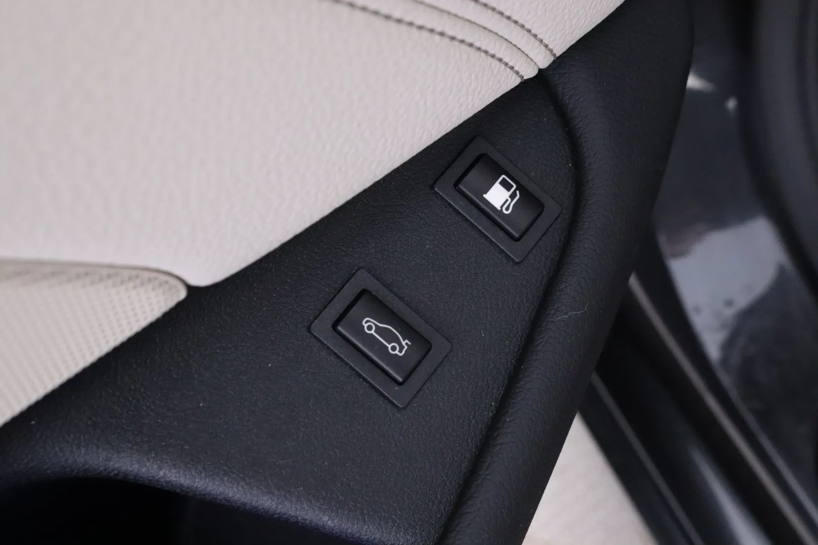 BMW 530 ETS-531 carousel image