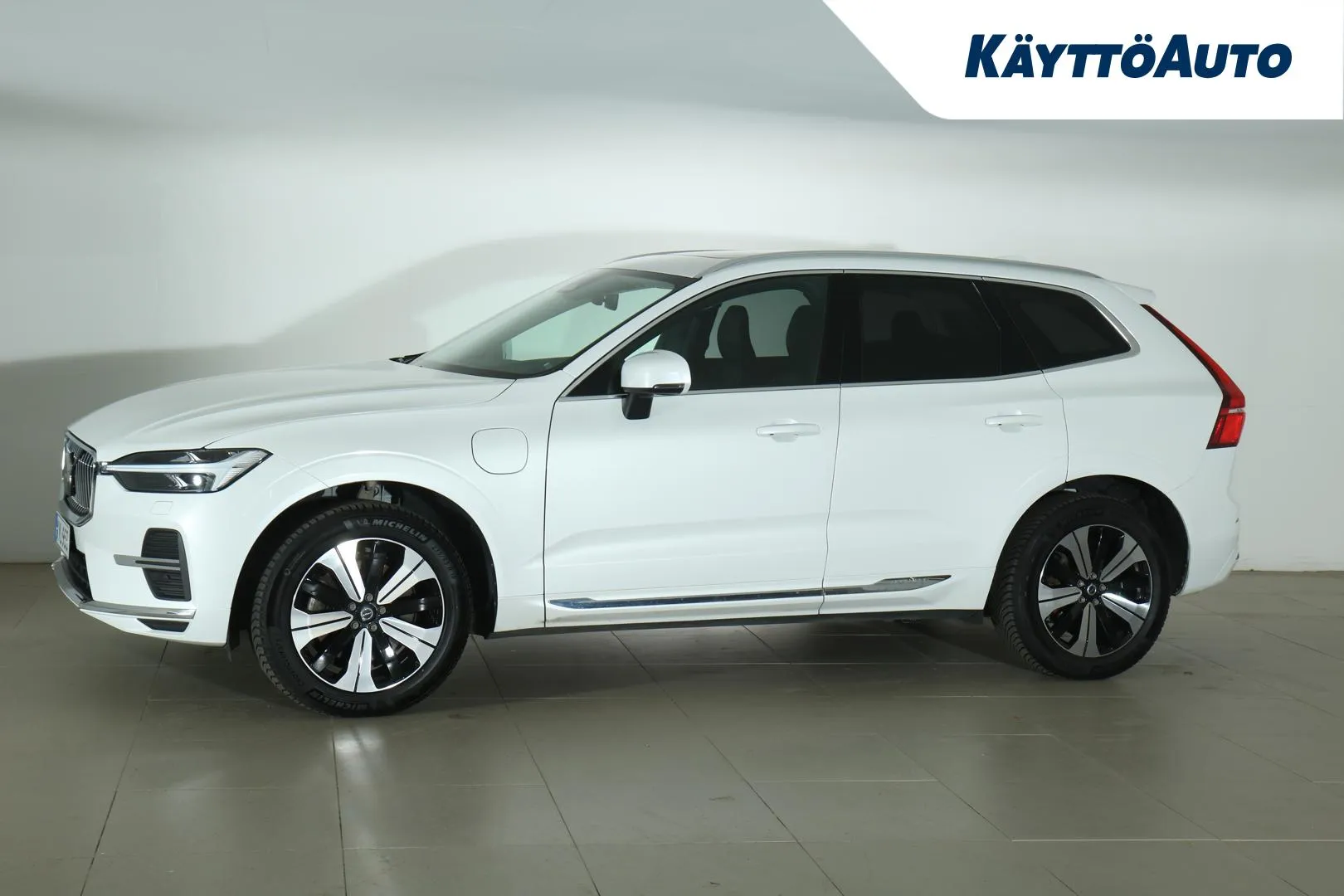 VOLVO XC60 KVL-953 carousel image
