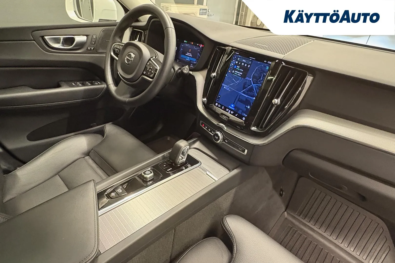 VOLVO XC60 KVL-953 carousel image