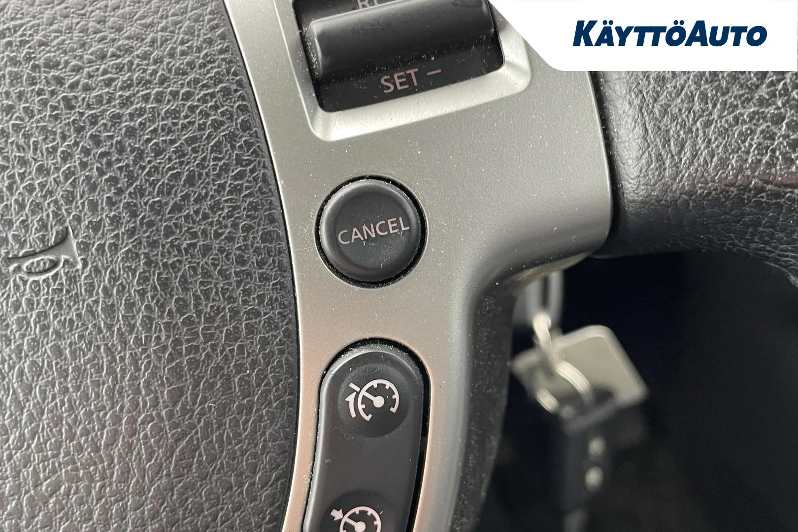 NISSAN Qashqai KPU-524 carousel image